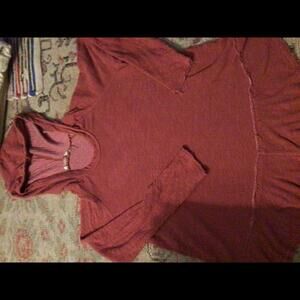 Casual Cozy Hooded Top - Perfect for Everyday Wear Size Large